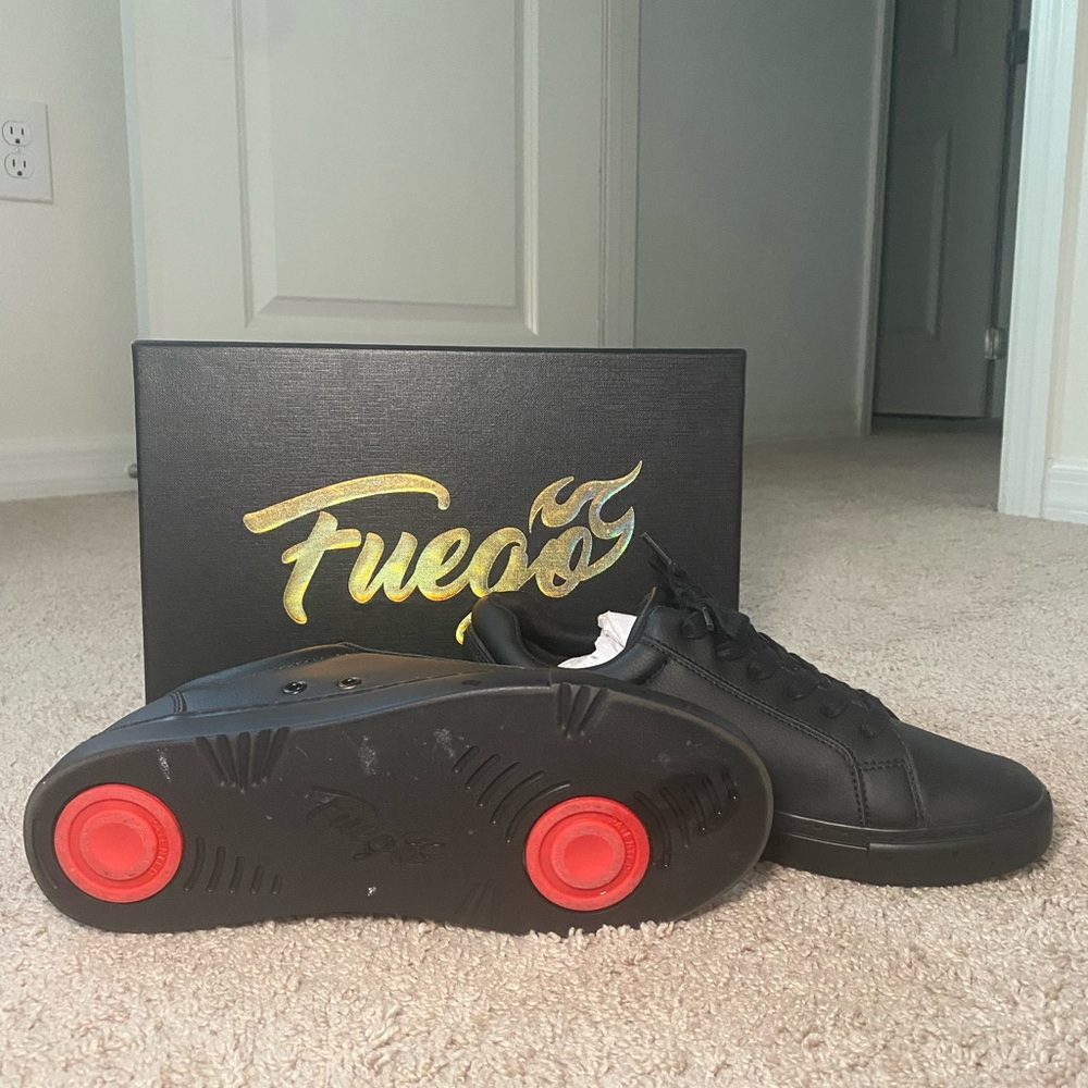 Womens FUEGO Black Sneakers
